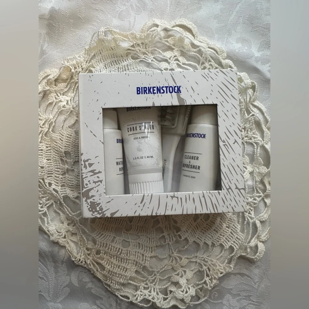 Birkenstock Deluxe Shoe Care Kit - NWT - Picture 2 of 3